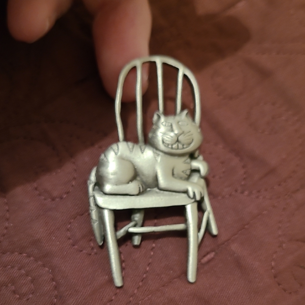 2/$22 Vintage Silvertone Smiling Cat on A Chair Brooch